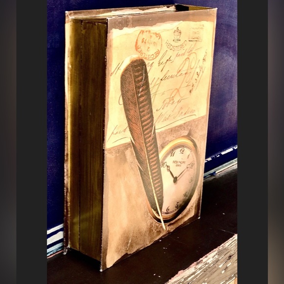 Vintage Artisan Hand Crafted Velvet Lined Oil Painted Canvas Faux Book Box - Picture 6 of 10